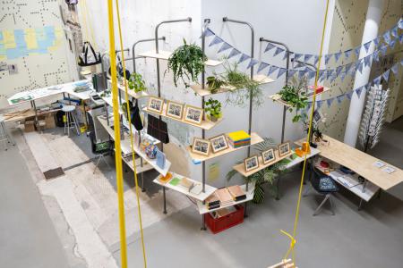  BAK. Ultradependent Public School 