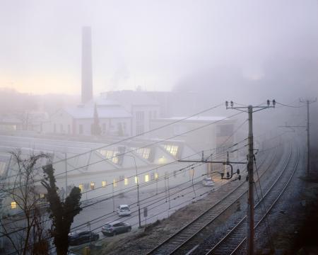  In the mountains, the sun is shining