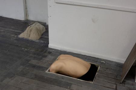  Spine
