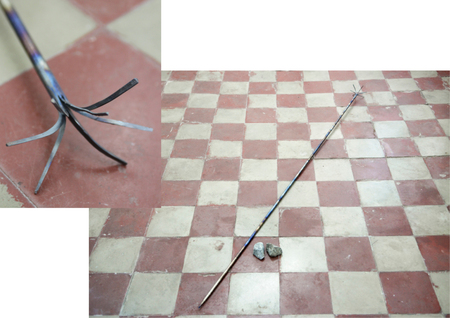  Spear