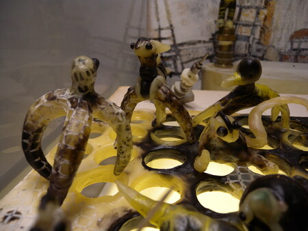 Alien nest  Alien nest