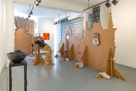  Medieval Minded, Patella