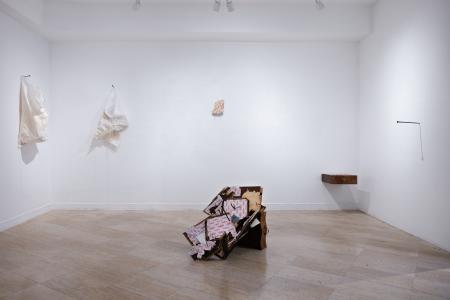  "Loose Notes on DUMP" exhibition view