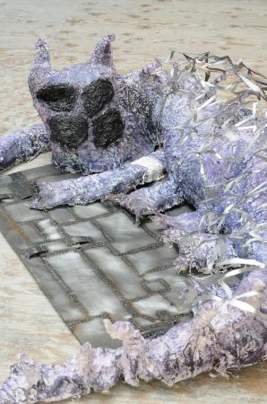  Sleeping dragon