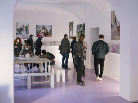  Handing out opinions