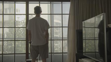  Light Comes in, the Lights Turn Off