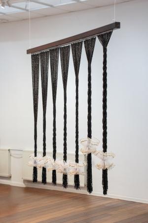  Seven Combs