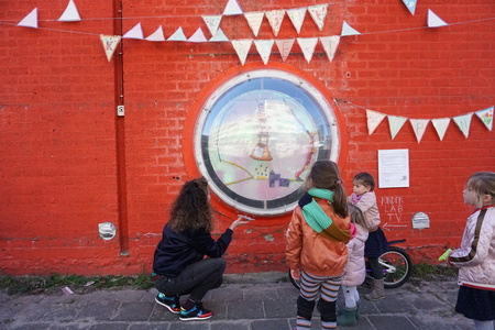  Children's Art Gallery (SUWaczek))