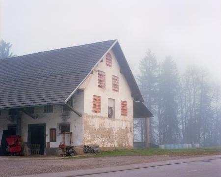  In the mountains, the sun is shining