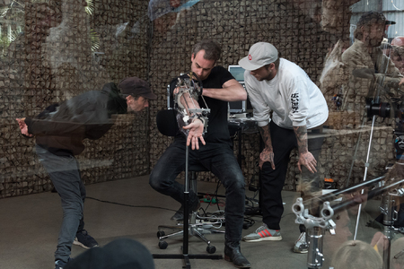  Radical Drawing Device