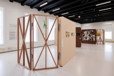  Scenografie tentoonstelling Missen als een Ronde Vorm