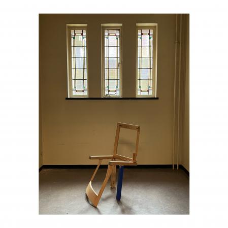  Fluid Chair