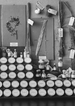  Emptying the Shelves