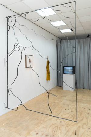  Fully Worktioning. The Balcony 