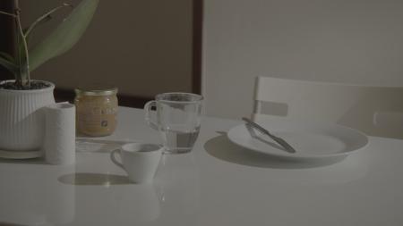  Light Comes in, the Lights Turn Off