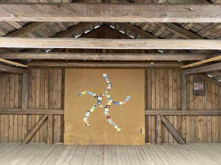  The sun as a shape with beams of light that move time