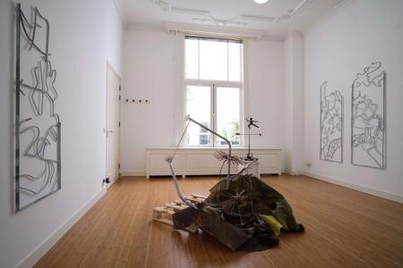  Heading into the forest, never to walk back again 