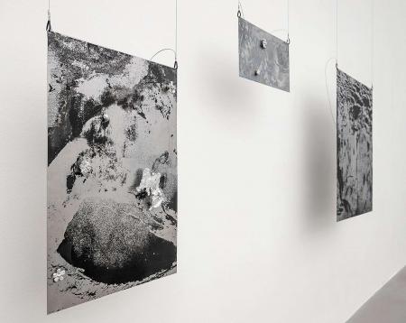  ECHOES ON POROUS GROUND