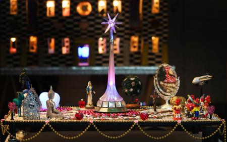  Altar of Love