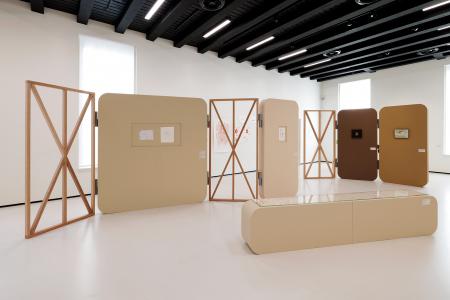  Scenografie tentoonstelling Missen als een Ronde Vorm
