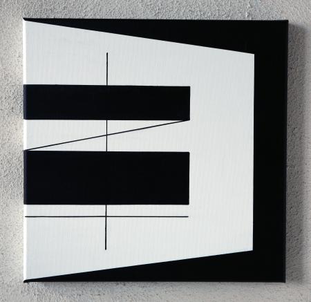  BW -1