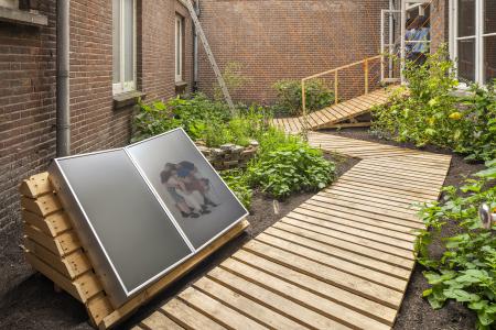  Garden of suspension