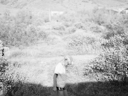  Willa in under the Superstition Mountains