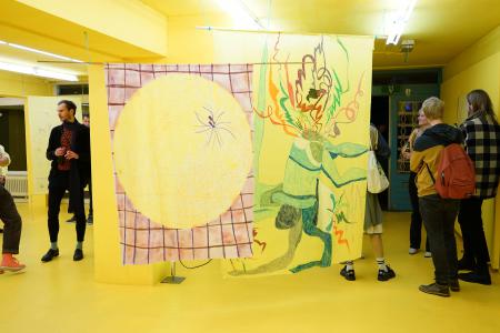  Geel show Nijmegen install show